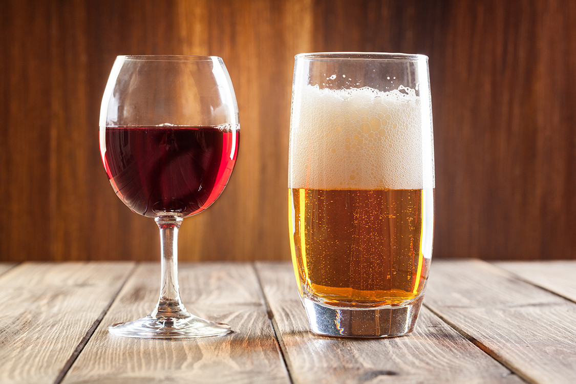 O que é pior para o fígado cerveja ou vinho?